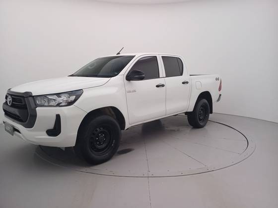 TOYOTA HILUX 2.8 D-4D TURBO DIESEL CHASSI 4X4 MANUAL